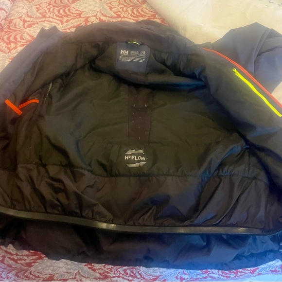 Helly Hansen Ski Jacket - Picture 8 of 16